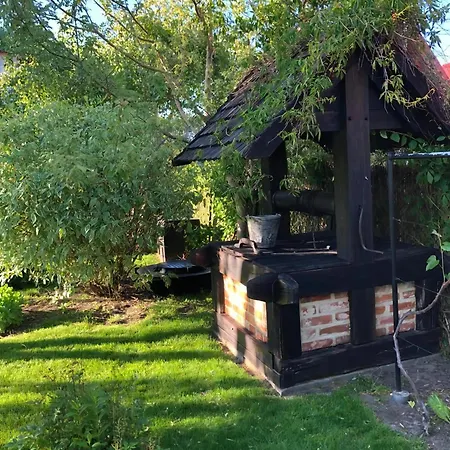 度假居 In Mit Gepflegtem Garten *